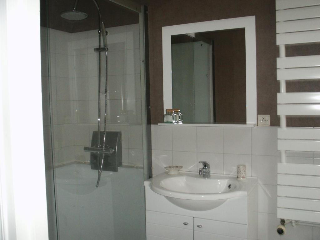 Chambres D'Hotes - Domaine Des Perrieres Crux-la-Ville Δωμάτιο φωτογραφία