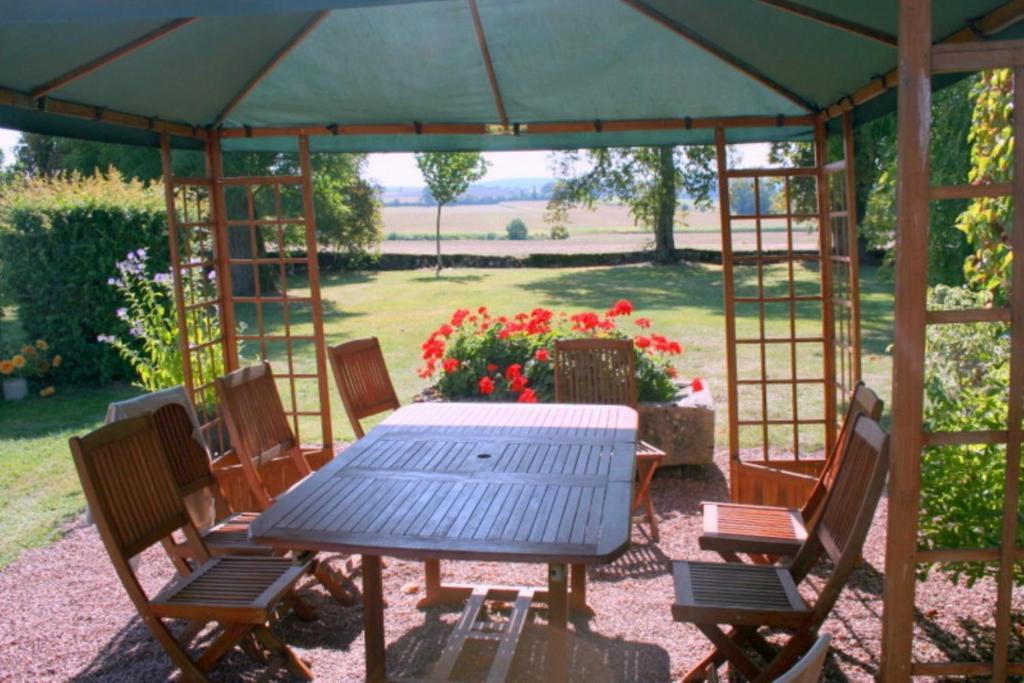 Chambres D'Hotes - Domaine Des Perrieres Crux-la-Ville Εξωτερικό φωτογραφία